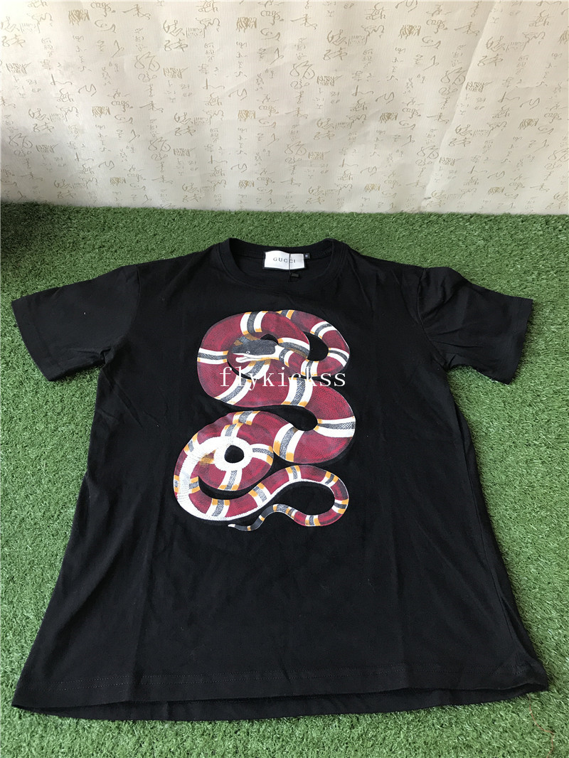 GC Tshirt Black Snake Patten